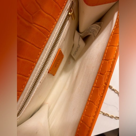 🥂Zara Orange Cross-Body Clutch - crocodile embossed - Picture 12 of 12